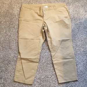 Old Navy - Plus Size Pixie Pants